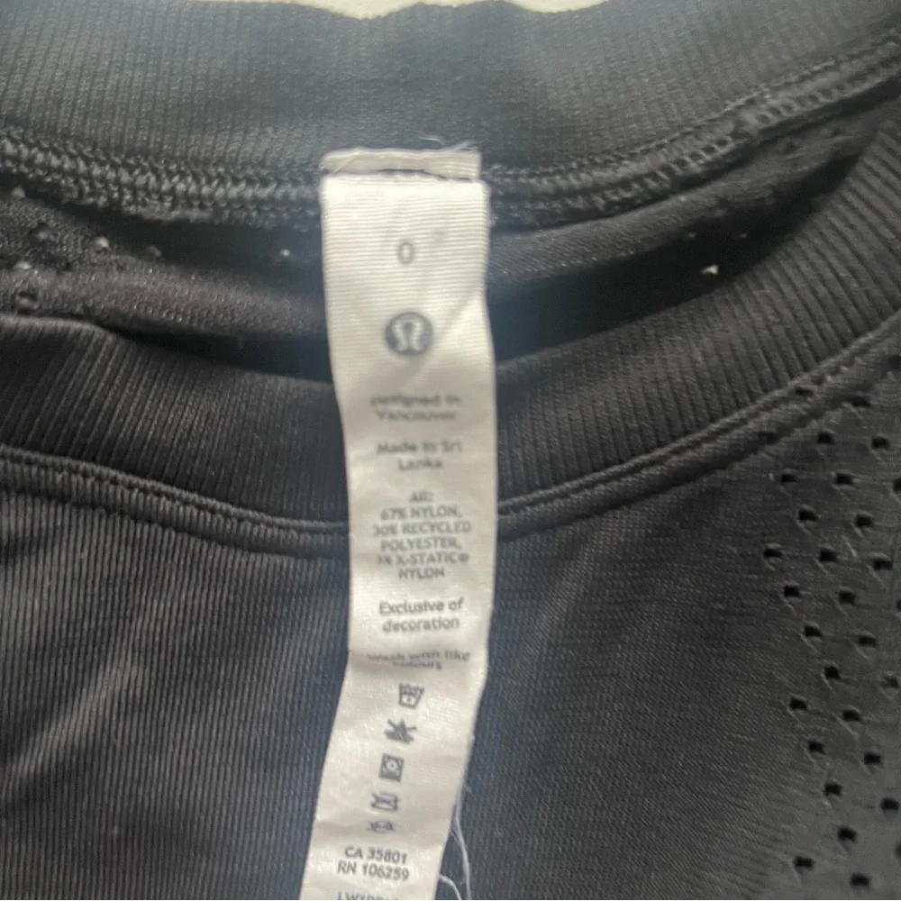 Lululemon Train to Be Tank Top Black Size 0 - Picture 3 of 4